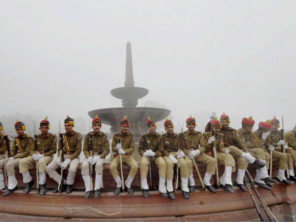 पुलिस के जवान