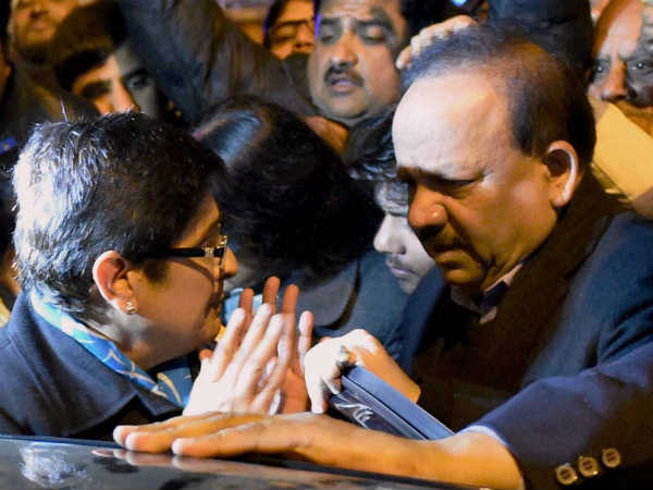 किरण बेदी किरण बेदी