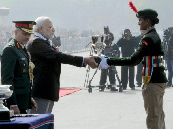 नरेन्द्र मोदी