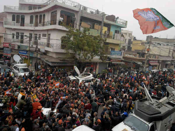 चिंता नहीं नेताओं को