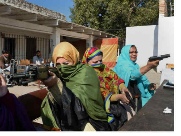 Pakistan-training-teachers Pakistan-training-teachers