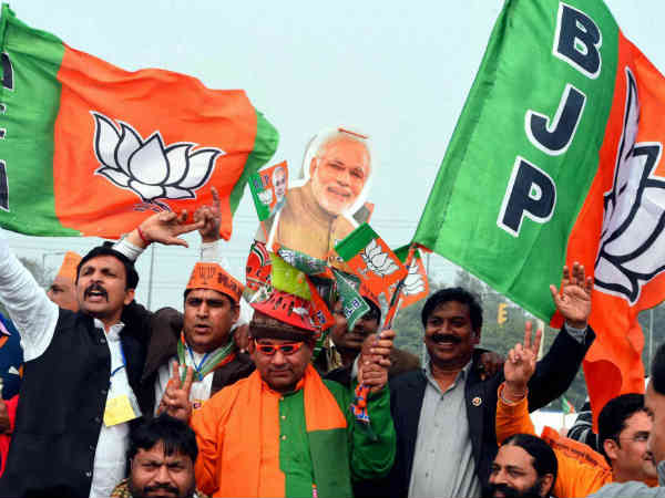 Voters of JJ colonies in mood to favour BJP though many opt for AAP Voters of JJ colonies in mood to favour BJP though many opt for AAP