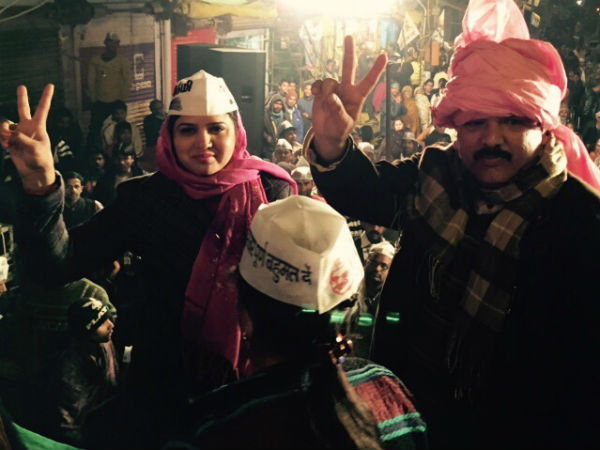 आप में महिलाओं का हल्ला बोल