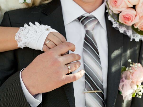 बातों में बीत जाती है रात