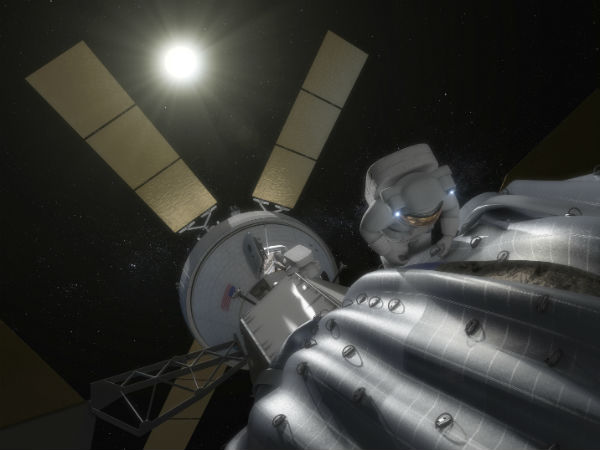 खींची जा रही हैं तस्वीरें 