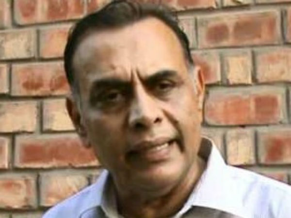 हर मोर्चे पर पार्टी का साथ देने वाले आनंद कुमार भी हो गये षड़यंत्रकारी हर मोर्चे पर पार्टी का साथ देने वाले आनंद कुमार भी हो गये षड़यंत्रकारी