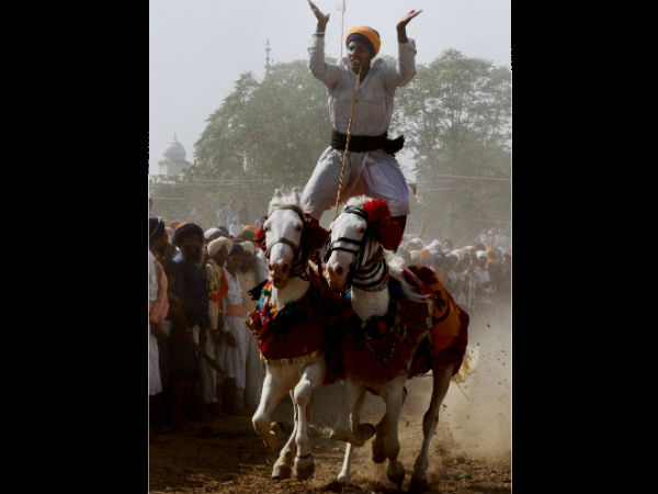 बैसाखी मेले का एक दृश्य। बैसाखी मेले का एक दृश्य।