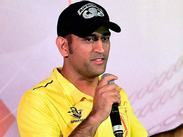 Mahendra Singh Dhoni declines to become the brand ambassador of Swachh Bharat campaign Mahendra Singh Dhoni declines to become the brand ambassador of Swachh Bharat campaign