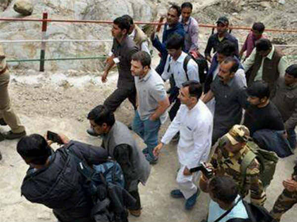 आम आदमी की तरह राहुल गांधी