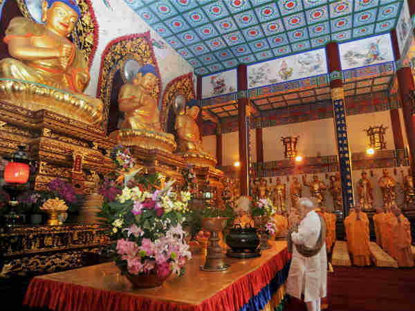 डाजिंगशन मंदिर के दर्शन डाजिंगशन मंदिर के दर्शन