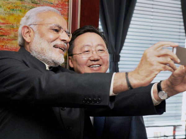 सेल्फी टाइम