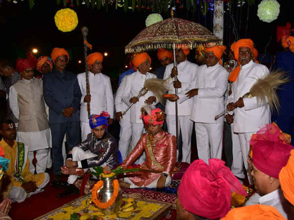 शादी की तस्वीरें..