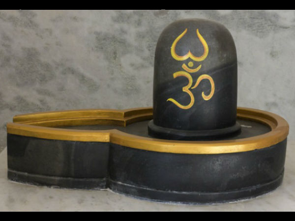 घर में शिवलिंग न रखें घर में शिवलिंग न रखें