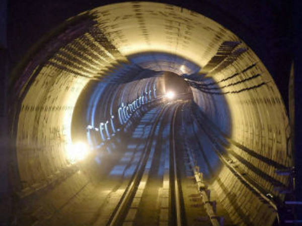 सुरंग में सबसे लंबा रेलवे ट्रैक