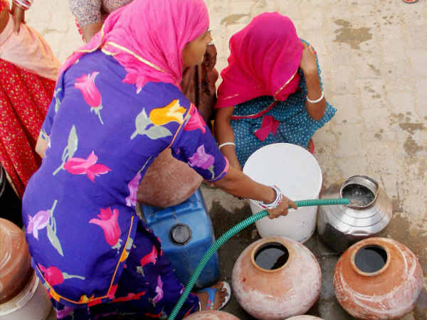 रायबरेली में 22.72 फीसदी बच्चों के मां-बाप करते हैं मजदूरी रायबरेली में 22.72 फीसदी बच्चों के मां-बाप करते हैं मजदूरी