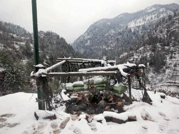 यहां सिर्फ घनिष्ठ मित्र या घनघोर दुश्मन ही आता है