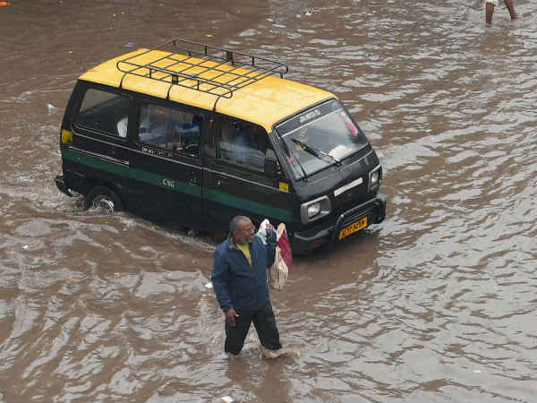 दिल्ली में बारिश 