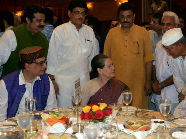 सवाल सोनिया गांधी से 