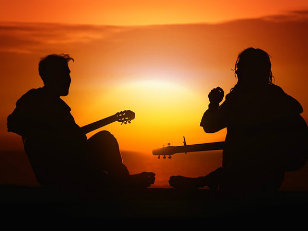 क्या खुद के बारे में जानते हैं ये?