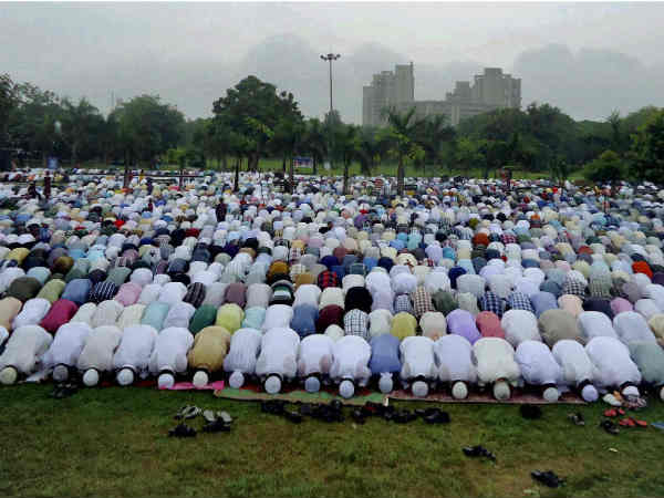 'ईद मुबारक'