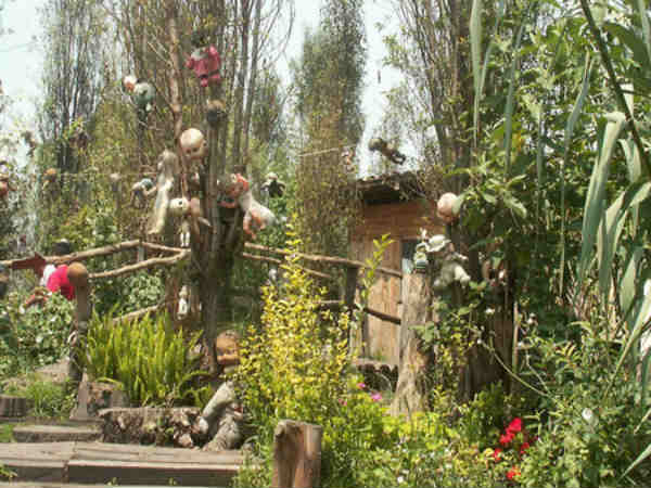 यहां भी वही खौफनाक मंजर यहां भी वही खौफनाक मंजर