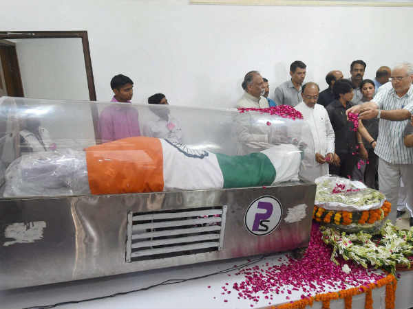 रो पड़े लोग 