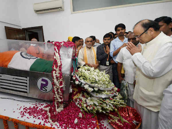 डा. कलाम को नमन 