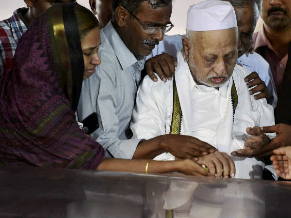 कलाम को श्रद्धांजलि कलाम को श्रद्धांजलि