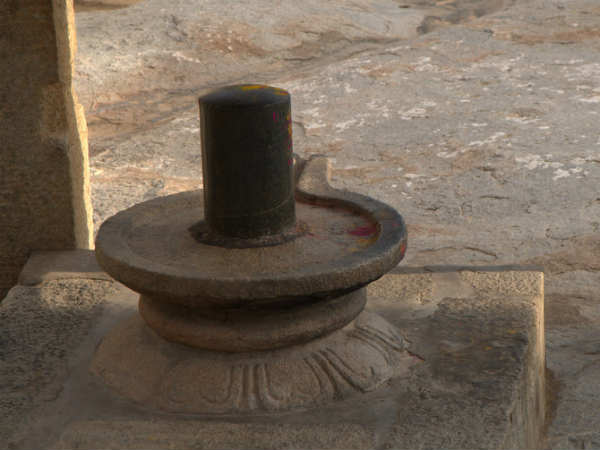 कपूर के शिव लिंग कपूर के शिव लिंग