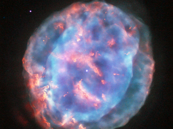 अतंरिक्ष का रत्‍न नेबुला 