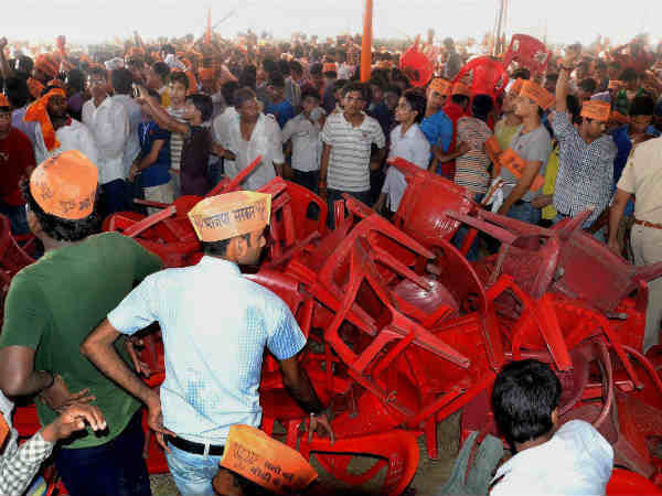 सांप्रदायीकरण हुआ घातक साबित