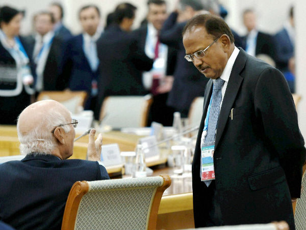 sartaj-aziz-ajit-doval sartaj-aziz-ajit-doval