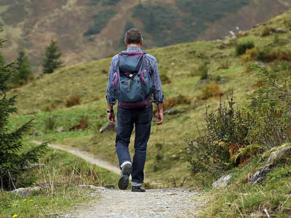 शॉर्टकट चलता है