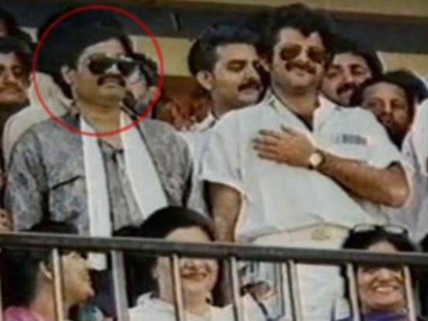 बॉलीवुड से मोहब्बत बॉलीवुड से मोहब्बत