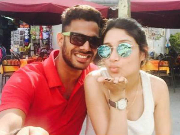 मनोज तिवारी-सुष्मिता रॉय