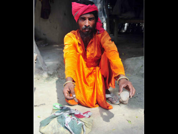 जड़ी बूटियों से कराया जाता है इलाज