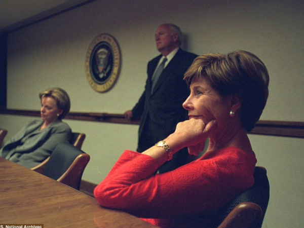 फर्स्‍ट लेडी भी थीं मौजूद 