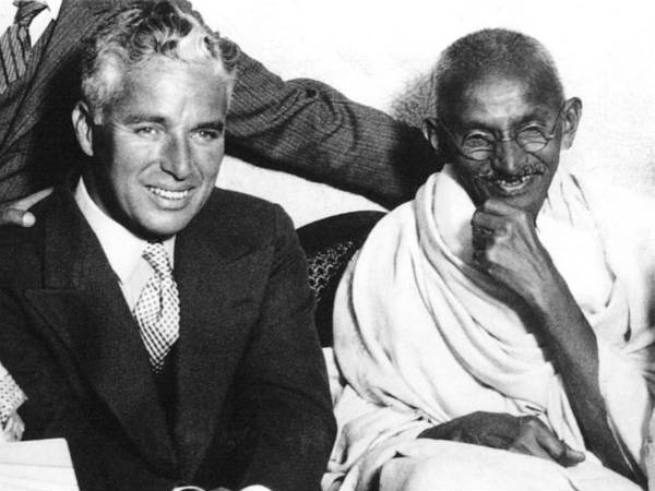 विख्यात हस्तियों से मुलाकात