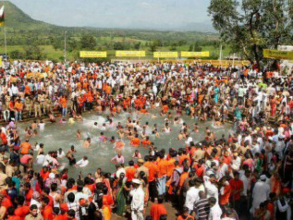 2,400 करोड़ रुपये खर्च 2,400 करोड़ रुपये खर्च