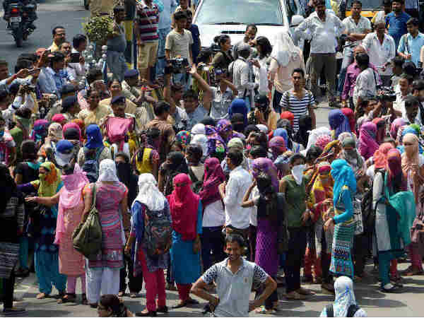 27% गरीब 27% गरीब