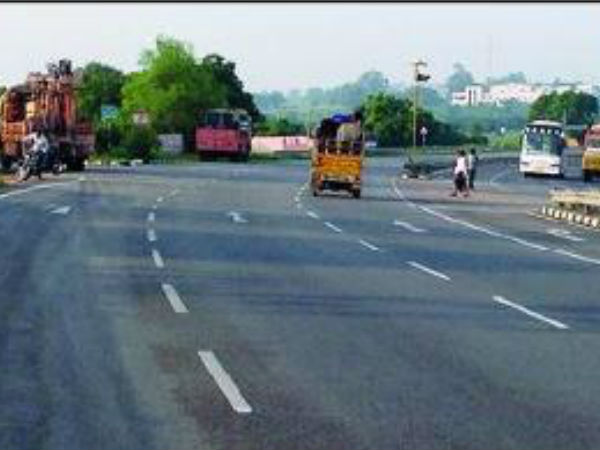 पूरे गांव में सिर्फ एक पुरुष 