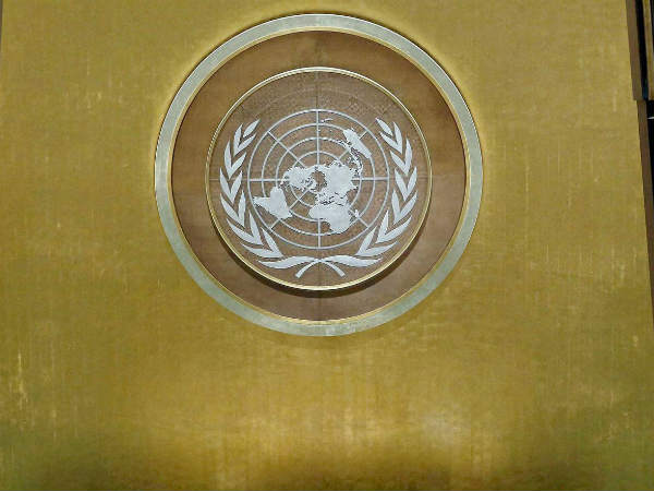 चुनावों में मदद पहुंचाता यूएन 