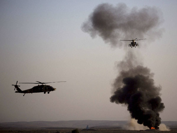 1975 में पहली उड़ान 