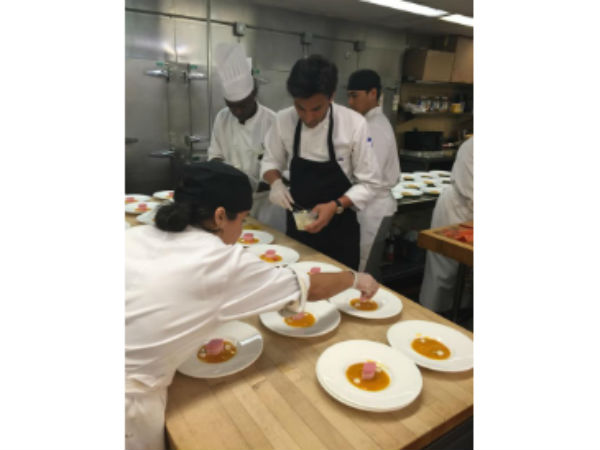 भारत से न्‍यूयॉर्क पहुंचे थे मसाले और बाकी सामान