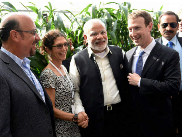 जुकेरबर्ग के माता-पिता से मिले पीएम मोदी 