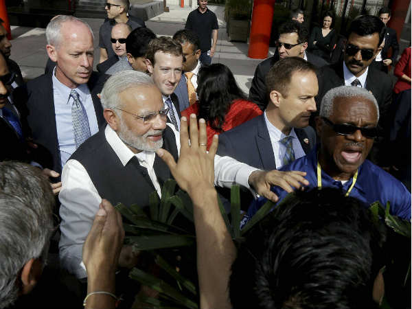 फेसबुक वॉल पर पीएम का संदेश