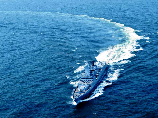 मुंबई डॉकयार्ड में बना है आईएनएस कोच्चि 