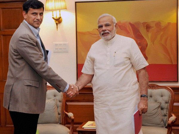 raghuram-rajan-praises-pm-modi raghuram-rajan-praises-pm-modi