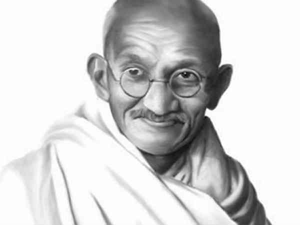 कौन हैं महात्मा गांधी- संत या एक काल्पनिक किरदार? कौन हैं महात्मा गांधी- संत या एक काल्पनिक किरदार?
