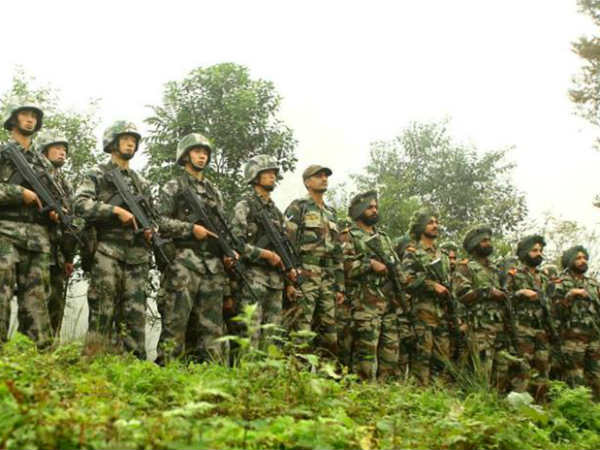 चीन के चेंगदु में जारी अभ्‍यास